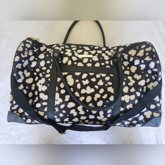 Handbags - Isaac Mizrahi Weekender Duffle Bag Retail $117